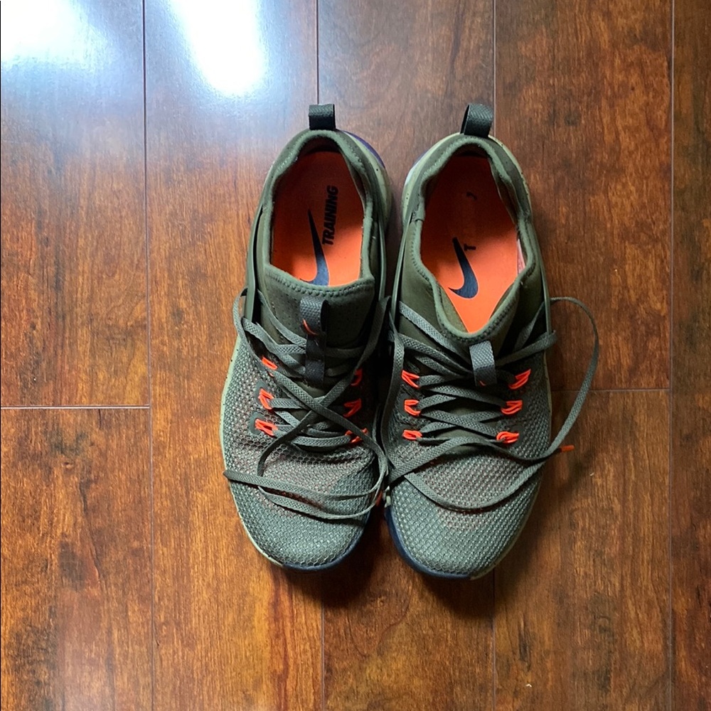 Nike Green and Orange Athletic Shoes with Lace-Up Design
